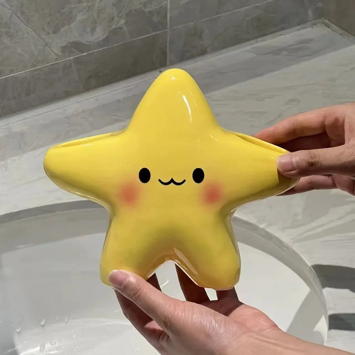 Cute Star-Shaped Freestanding Toothbrush and Toothpaste Holder