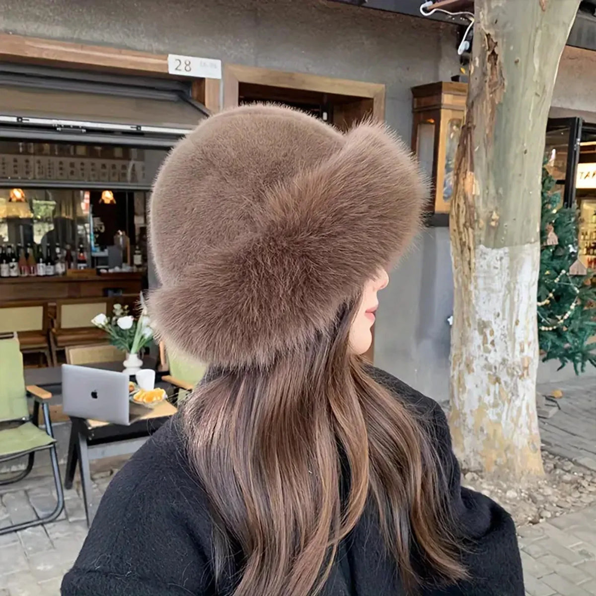 Women's Thick Faux Fur Winter Hat for Skiing and Outdoor Warmth