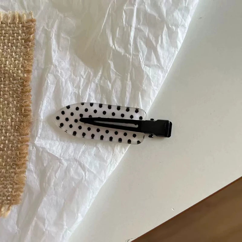 4-Piece Black and White Polka Dot Acrylic Hair Clips