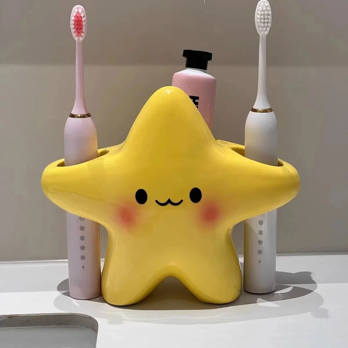 Cute Star-Shaped Freestanding Toothbrush and Toothpaste Holder