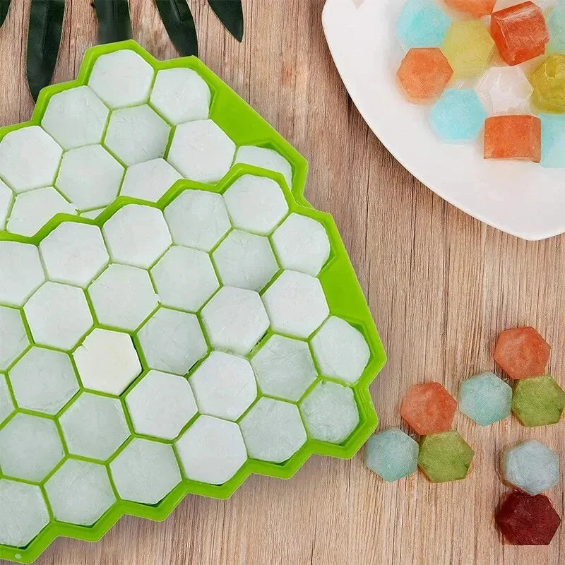 Honeycomb 37-Lattice Ice Cube Tray Maker
